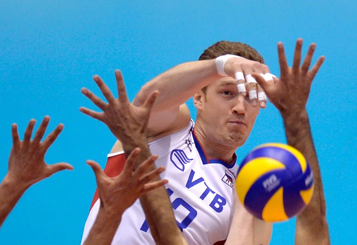 Мусэрский волейбол. Волейболист Мусэрский в Японии. Dmitriy Muserskiy Volleyball. Мусэрский в Японии фото.