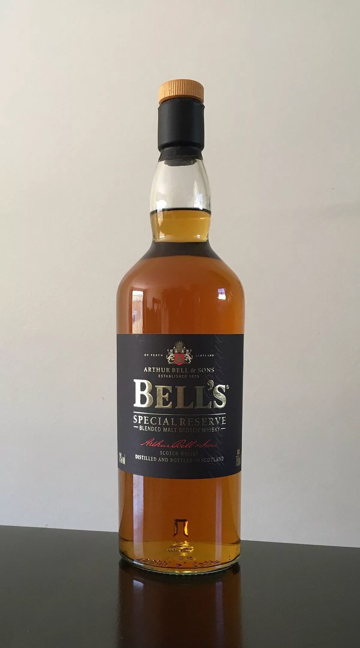 Bells whisky. Bells виски. Виски Беллисон. Bell's Original Blended Scotch.