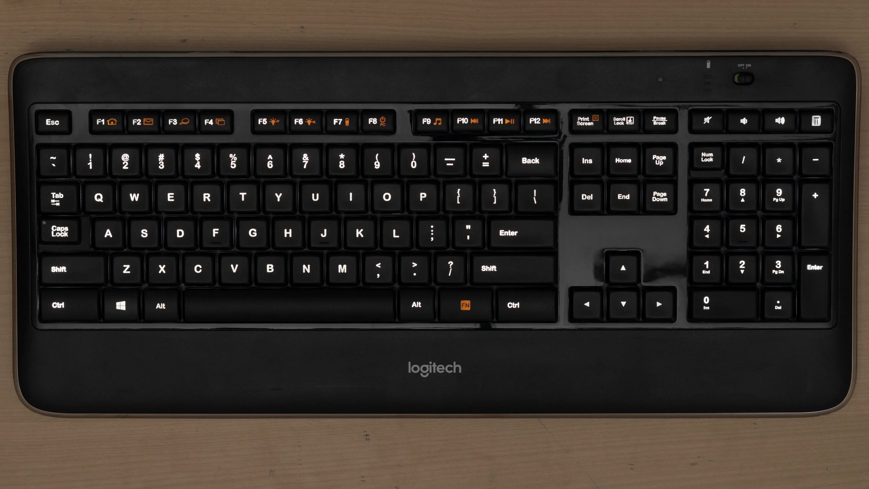 Клавиатура Logitech k800. Logitech k800 illuminated. Клавиатура Logitech Wireless illuminated k800. Клавиатура беспроводная Logitech k800.