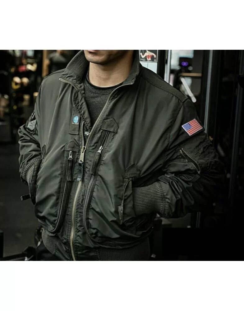 Как защитить от бомбера. Ветровка alpha industries falcon-ii vintage green. Куртка 7. Как защитить от бомбера. Как защитить от бомбера.