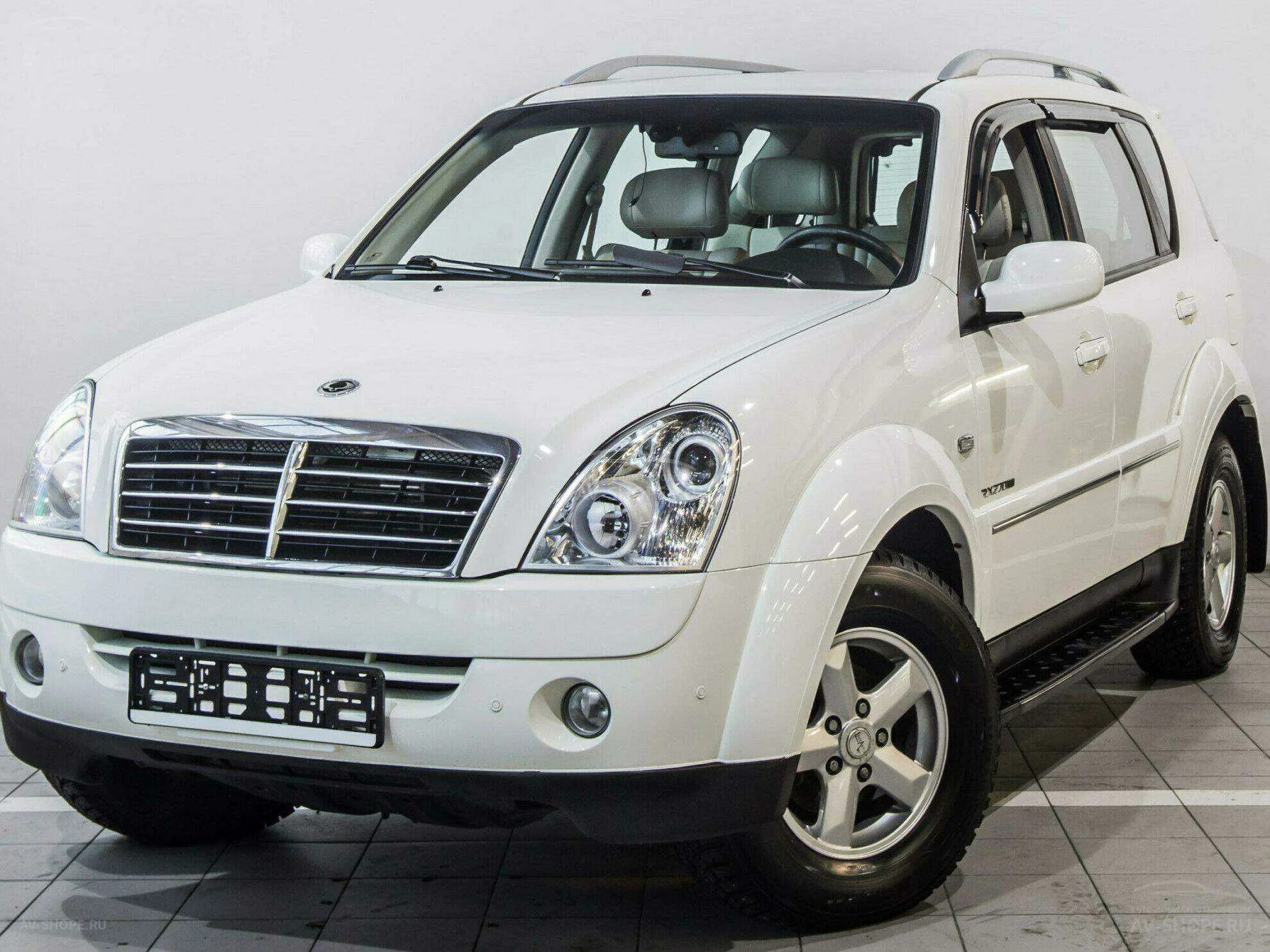 Саньенг купить нижний новгород. SSANGYONG Rexton 2012. SSANGYONG Rexton 2. SSANGYONG Rexton 2.7. Рекстон 2 2012.