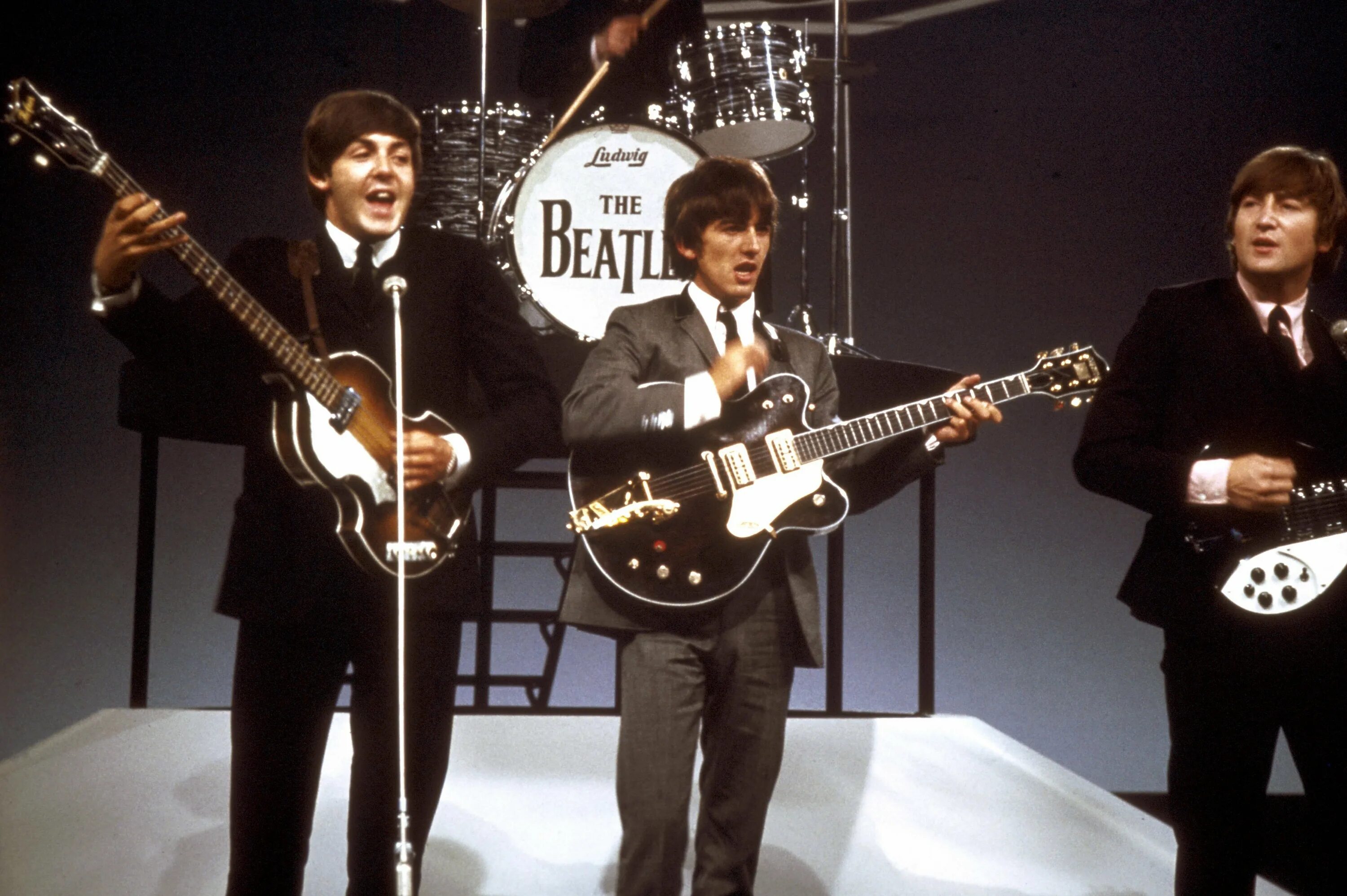 Фото группы битлз. Группа the Beatles. Группа Беатлес. Квартет Битлз. Beatles 1990.