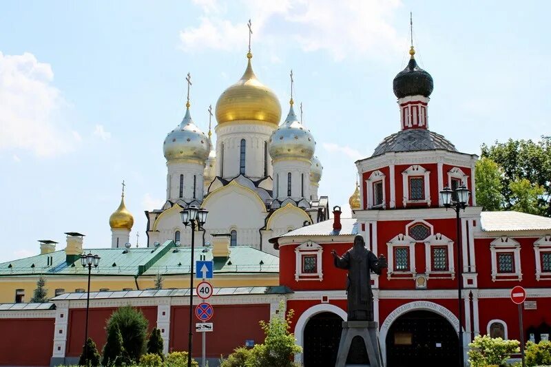 Зачатьевский ставропигиальный женский монастырь. Надвратный храм зачатьевского монастыря. Зачатьевский ставропигиальный женский монастырь, москва. Монастырь на остоженке зачатьевский. Сайт зачатьевского монастыря.