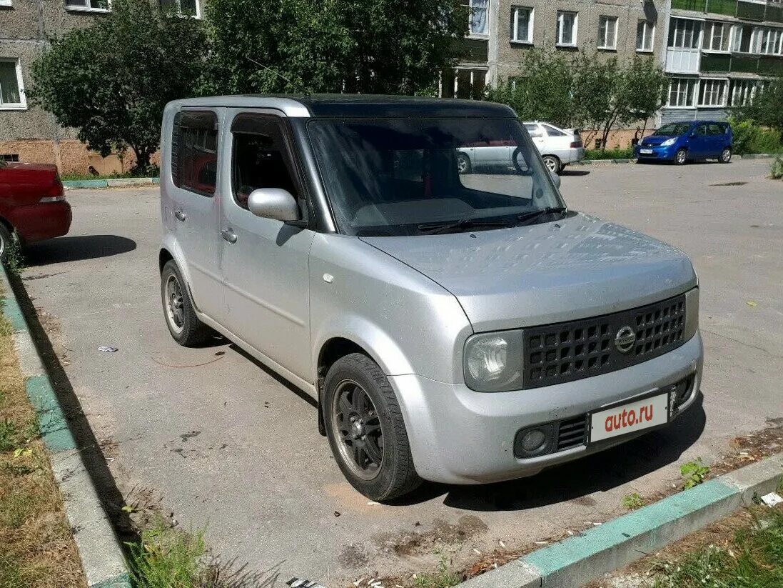 Ниссан куб 2003 год. Ниссан куб 2003 год. Nissan cube 2003 салон. Ниссан куб 2003. Ниссан куб 2003 года.
