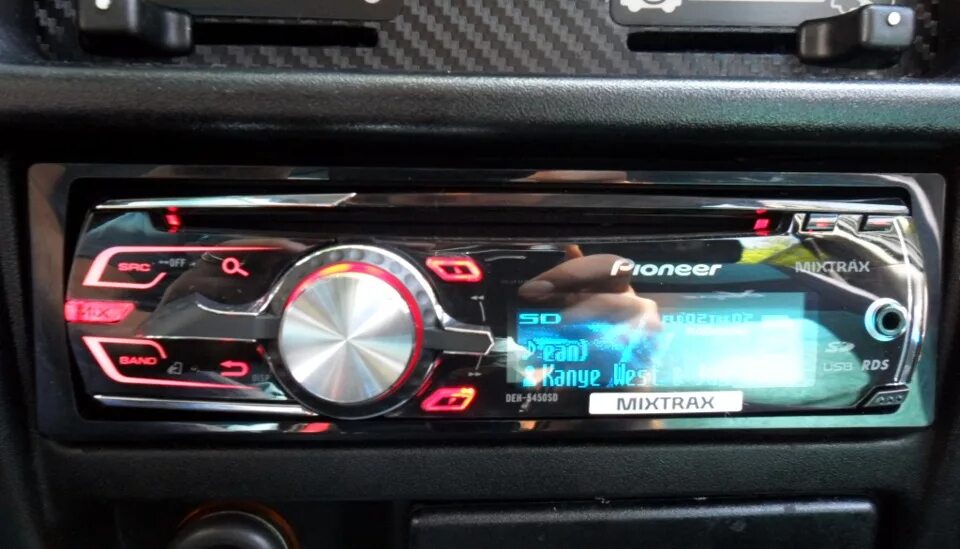 Хорошие автомагнитолы пионер. Pioneer 29bt. Мафон пионер 4 канальный. Pioneer deh-x9600bt. Пионер deh 2310 ub.
