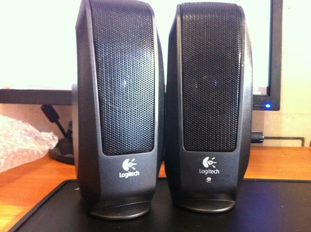 divertiti pieno di speranza alluminio logitech 220 Intravedere morbido mercato