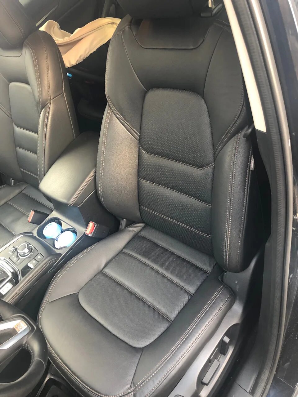 Mazda cx5 привод сиденья. Сидение mazda cx 5. Кожаные сиденья мазда cx-5. Mazda cx-5 back seats. Мазда cx5 кожаные чехлы на сиденья.