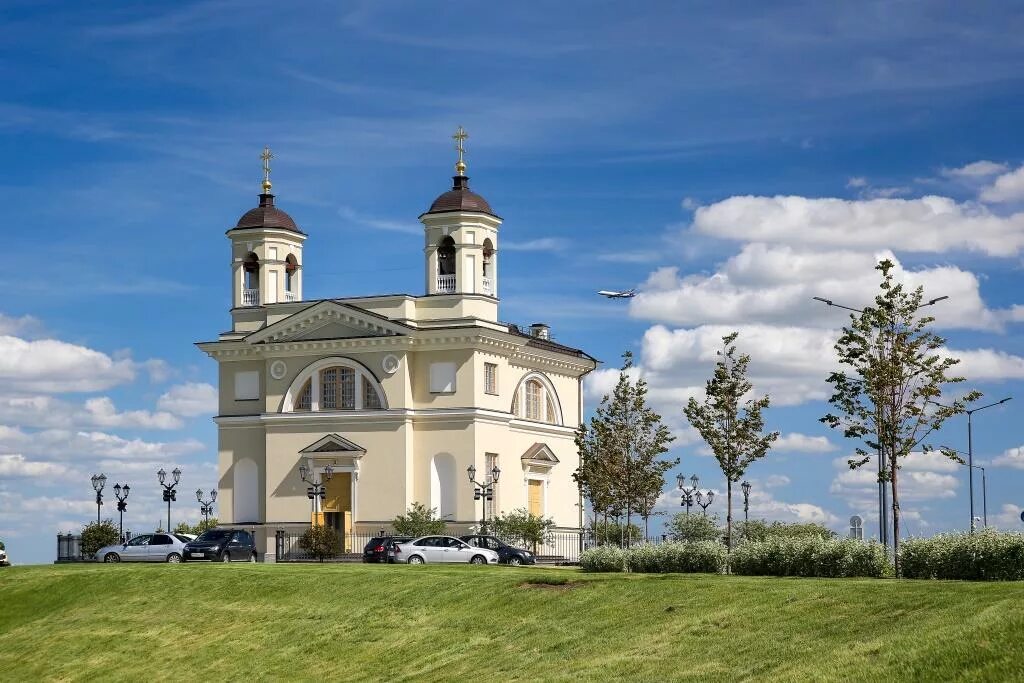 Храм Смоленской иконы Божией матери ЭКСПОФОРУМ. Храм Смоленской иконы Божией матери в Пулково. Це́рковь Смоле́нской ико́ны Бо́жией ма́тери в Пулкове. Смоленская Церковь в Пулково Кваренги.