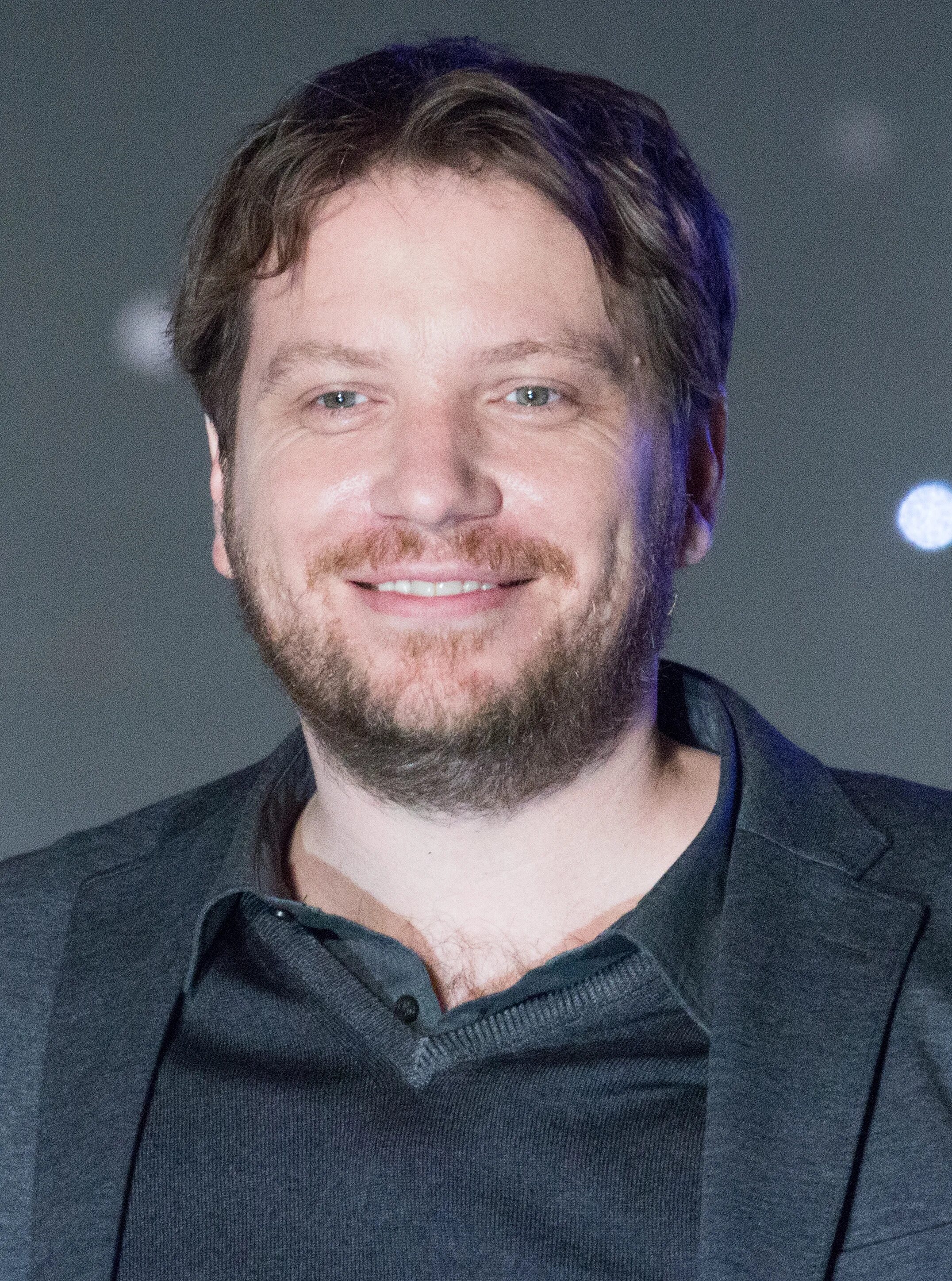 Эдвардс гарет звездные. Gareth edwards. Gareth edwards godzilla. Гарет эдвардс 2016. Gareth edwards.
