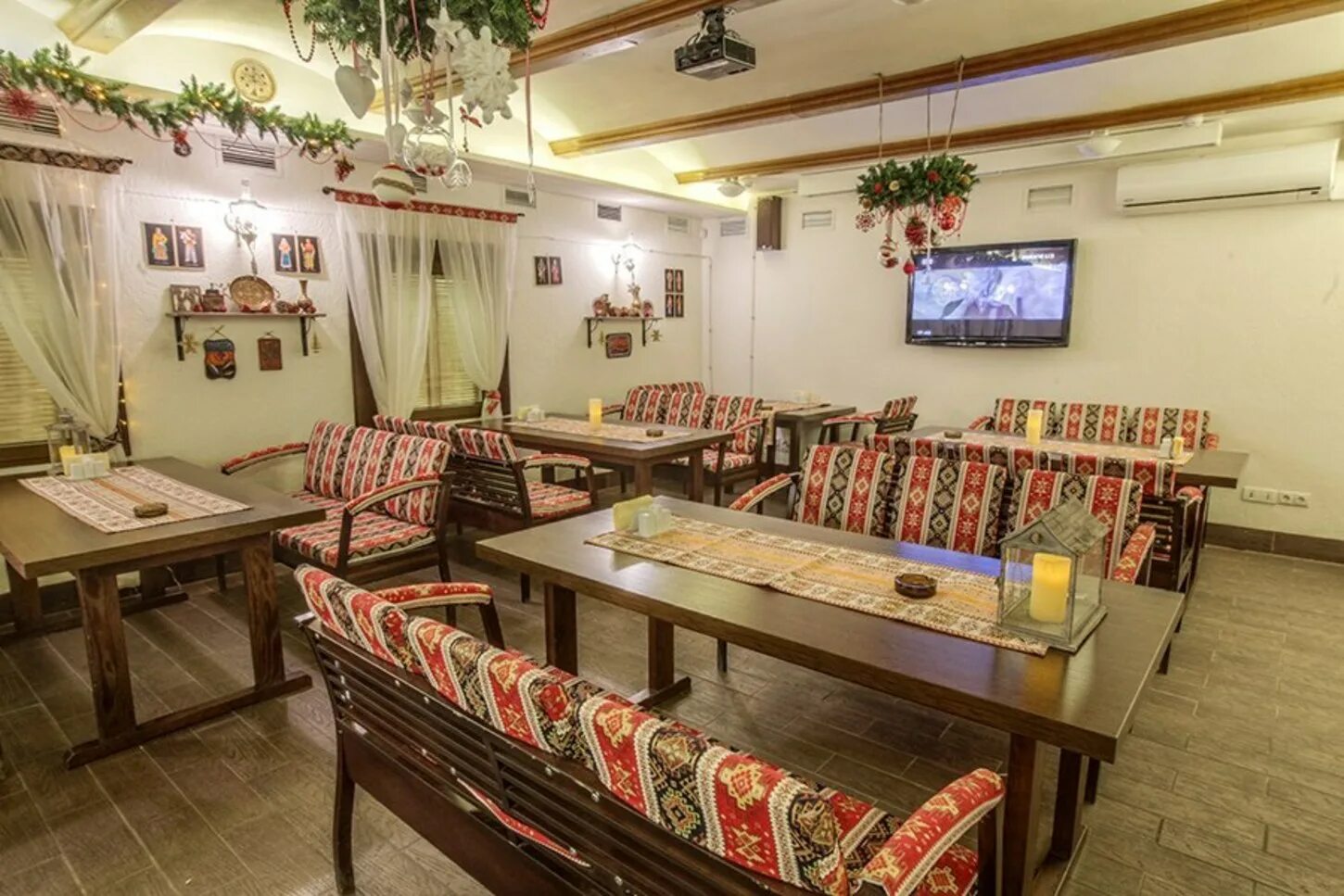 Кафе гранатовый. Кафе гранатовый. Кафе гранатовый. Кафе гранат дербент. Кафе гранат кумертау.