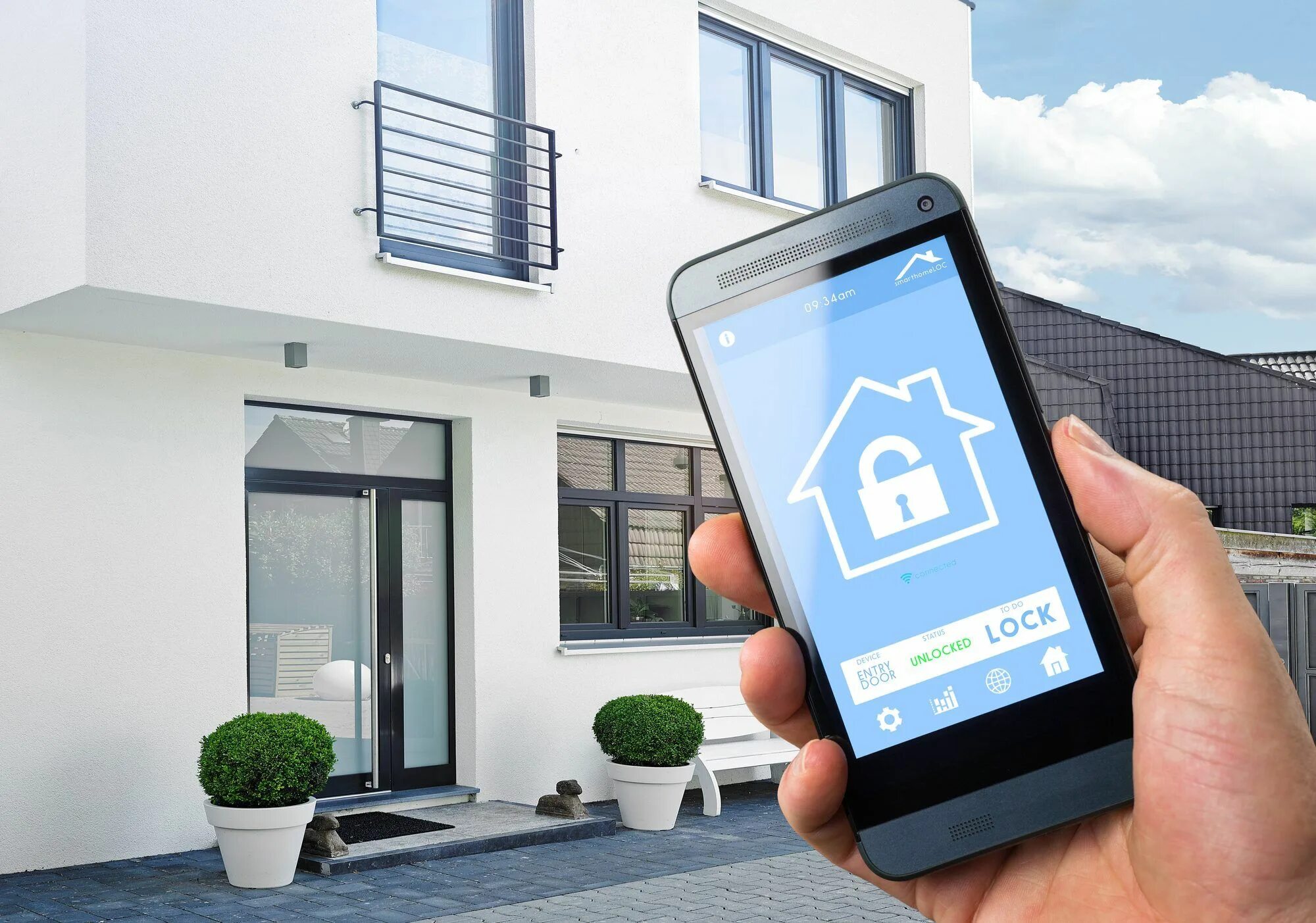 Keep the latest on home security systems. Умный дом. Система умный дом. Умный дом смартфон. Управление умным домом.