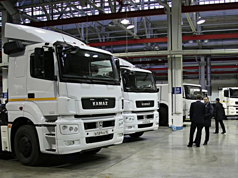 КАМАЗ 5490 КОМТРАНС. КАМАЗ 5490 завод КАМАЗ. КАМАЗ 5490 автовоз. КАМАЗ 5490 сборочный конвейер.