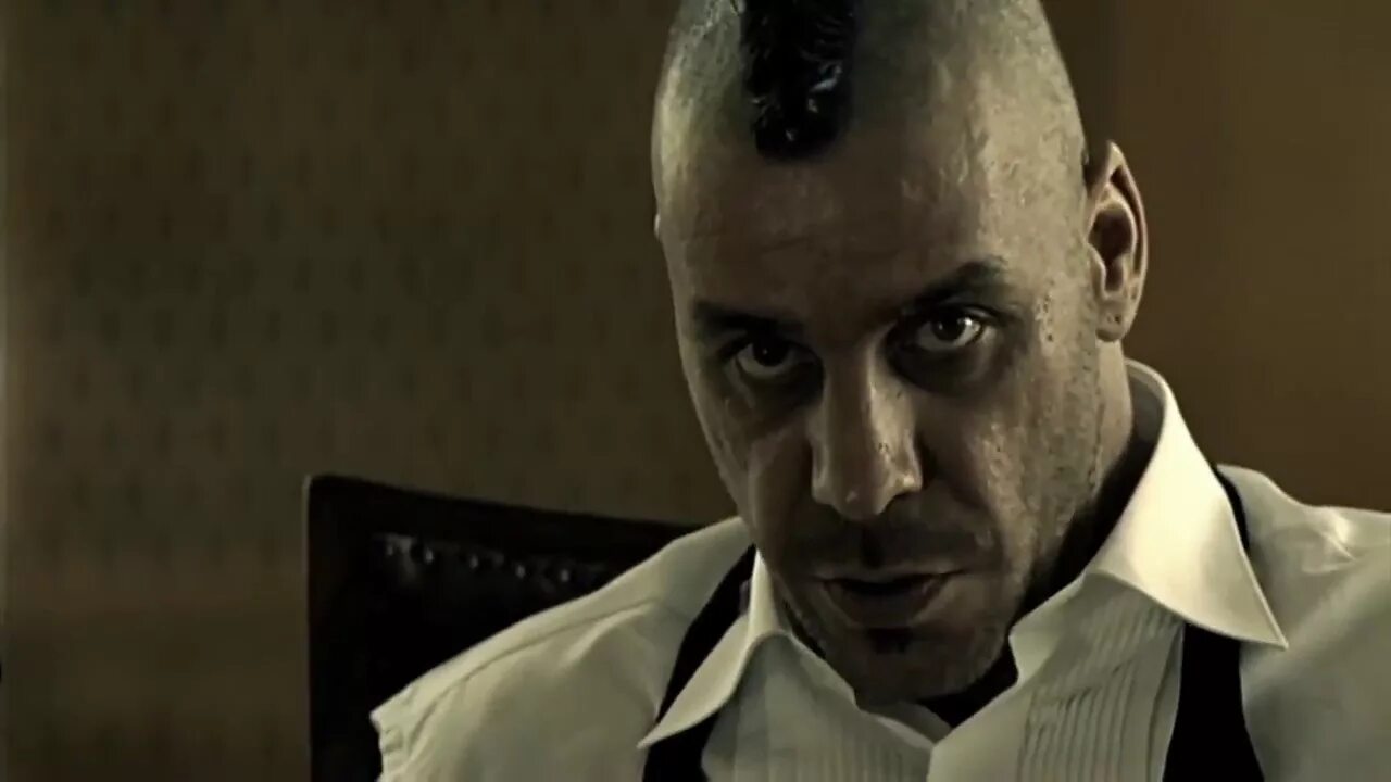 Рамштайн ич виль. Rammstein ich will перевод на русский. Рамштайн их виль на русском. Группа рамштайн ich will. Рамштайн их виль на русском.