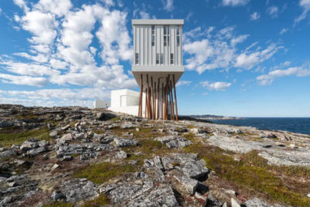 Island inn. «Fogo Island Inn», Канада. Отель « Fogo Island Inn», Newfoundland. Фого. 3. Отель на острове Фого в Канаде.