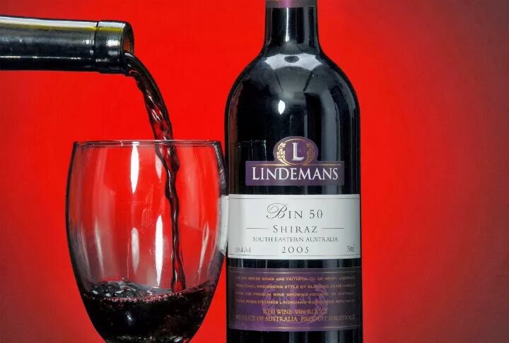 Ту красное вино. Бокал с вином. Red wines красное вино. Стакан красного вина. Вино из ирги.