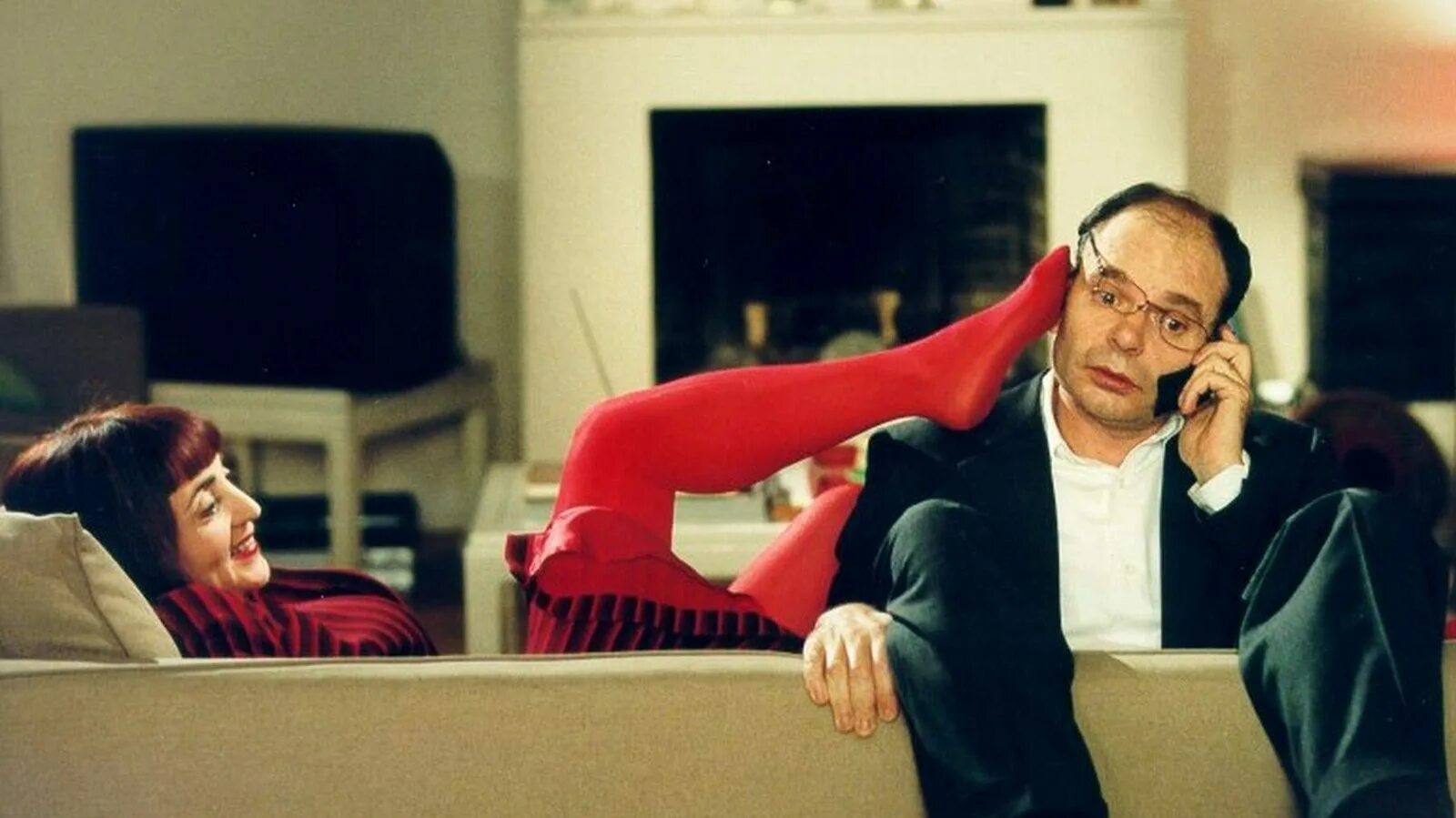 Ilona mitrecey c'est les vacances альбом. Qui est-ce игра. Qui est-ce?. C'est quoi перевод. "le printemps, 1896" (деталь).