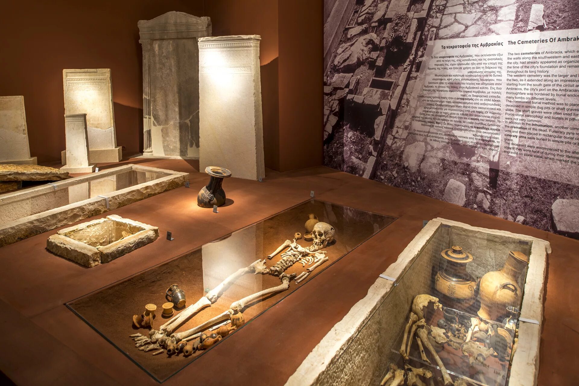 Выставка древний египет пермь. Археологический музей (Musee archeologique) Марокко. Музей археологии (Museo Arqueológico Nacional) Испания. Археологический музей Москвы. Музей археологии Москвы.