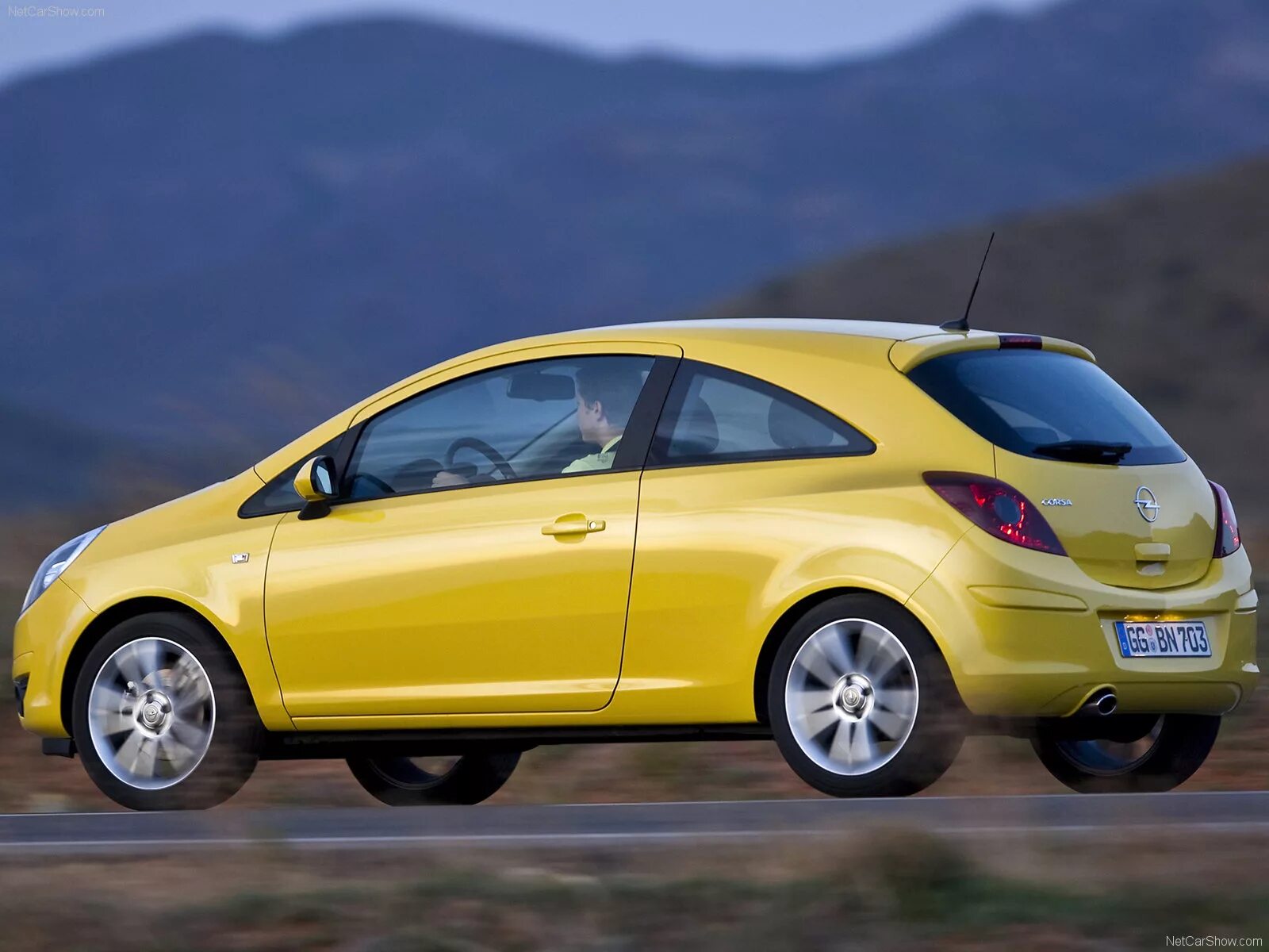 Корса хэтчбек. Opel Corsa 3. Опель Корса 1.2. Opel Corsa хэтчбек. Opel Corsa двухдверная.