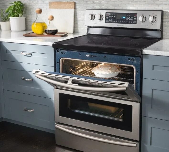 Ретро плита в интерьере кухни. Плита gorenje 55320 газовая. Электрические плиты для кухни. Красивая газовая плита с духовкой. Built in cooktop.