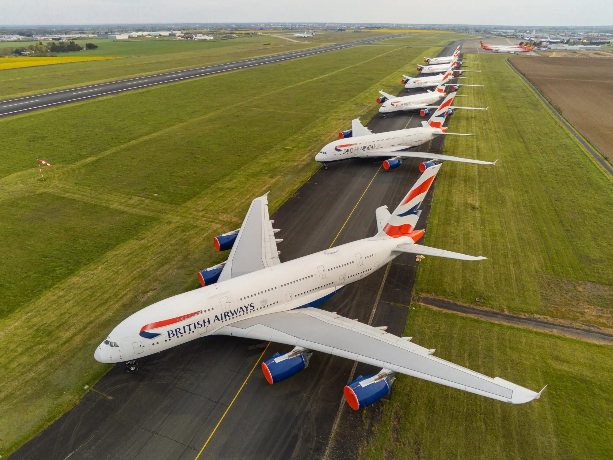 Самолёт Airbus a380. Airbus a380 British Airways. Бритиш Эйрвейз самолет a380. Airbus a380 Россия. Самолеты можно открыть