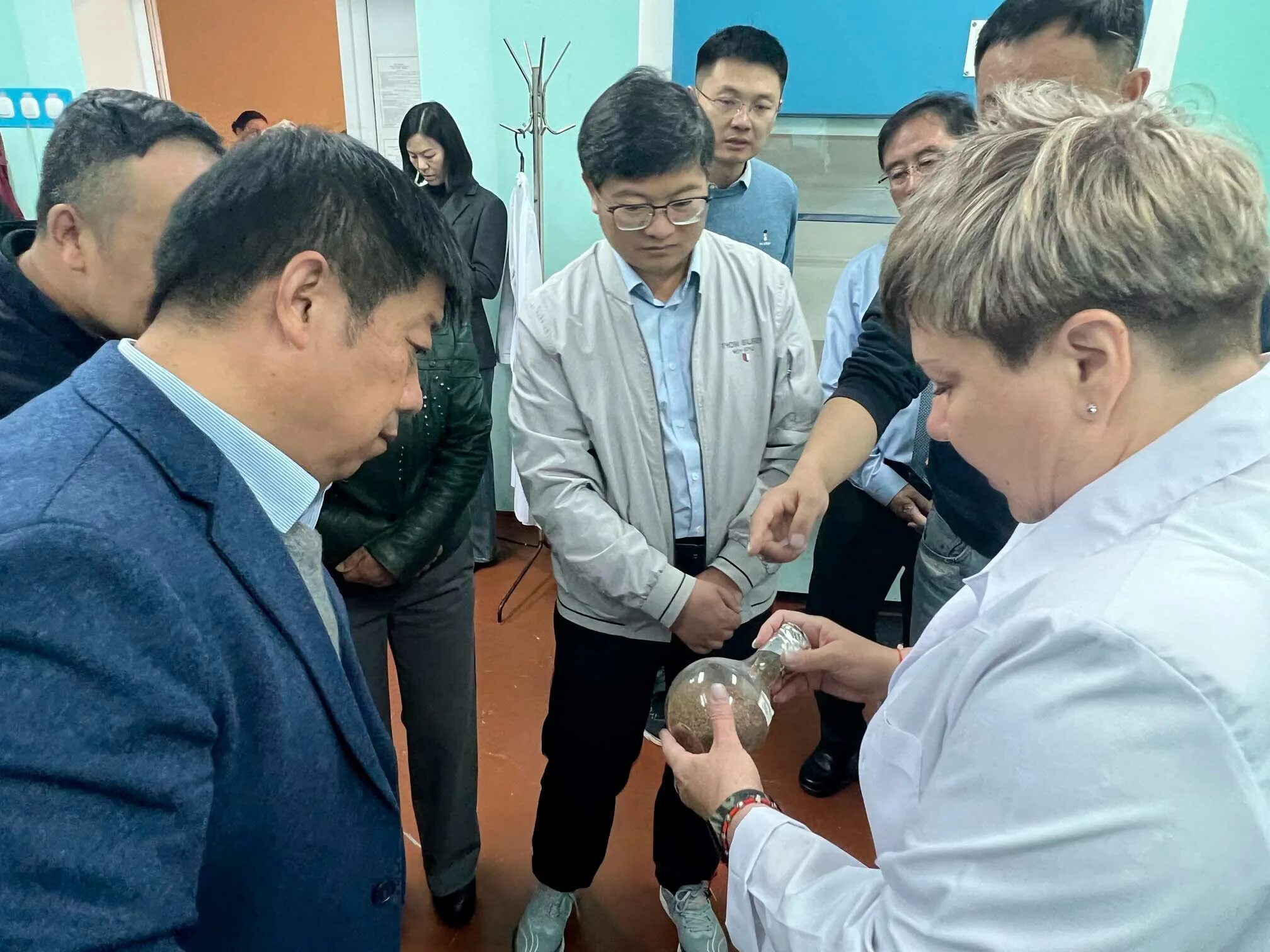 Институт сои. Республиканский классический лицей республики алтай. Николай лугинов. Институт сои. Институт сои благовещенск.