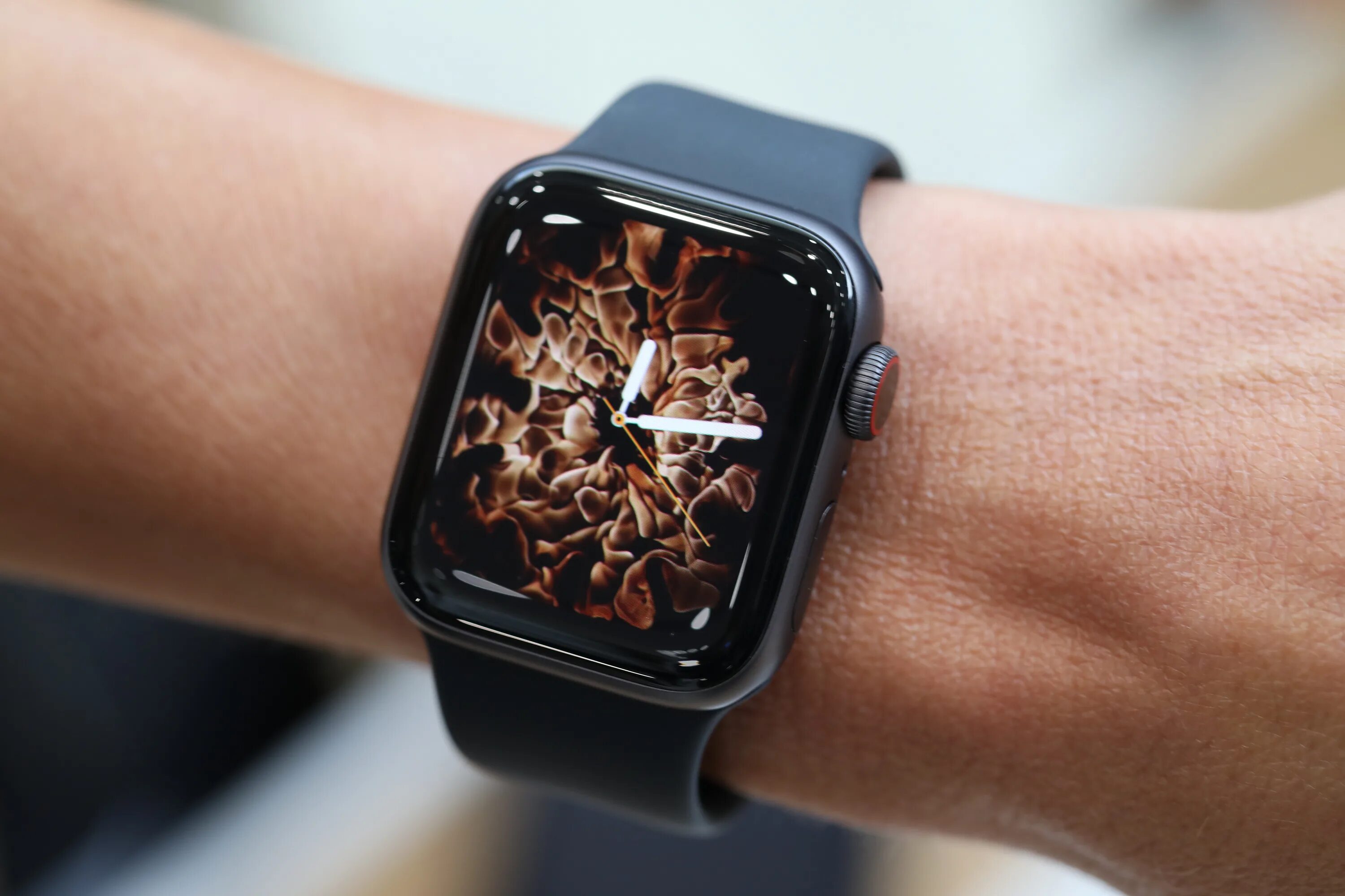 Se watch series. Часы Эппл вотч 4. Смарт часы Аппле вотч 4. Apple watch 6 44 mm. Apple watch Series 6.