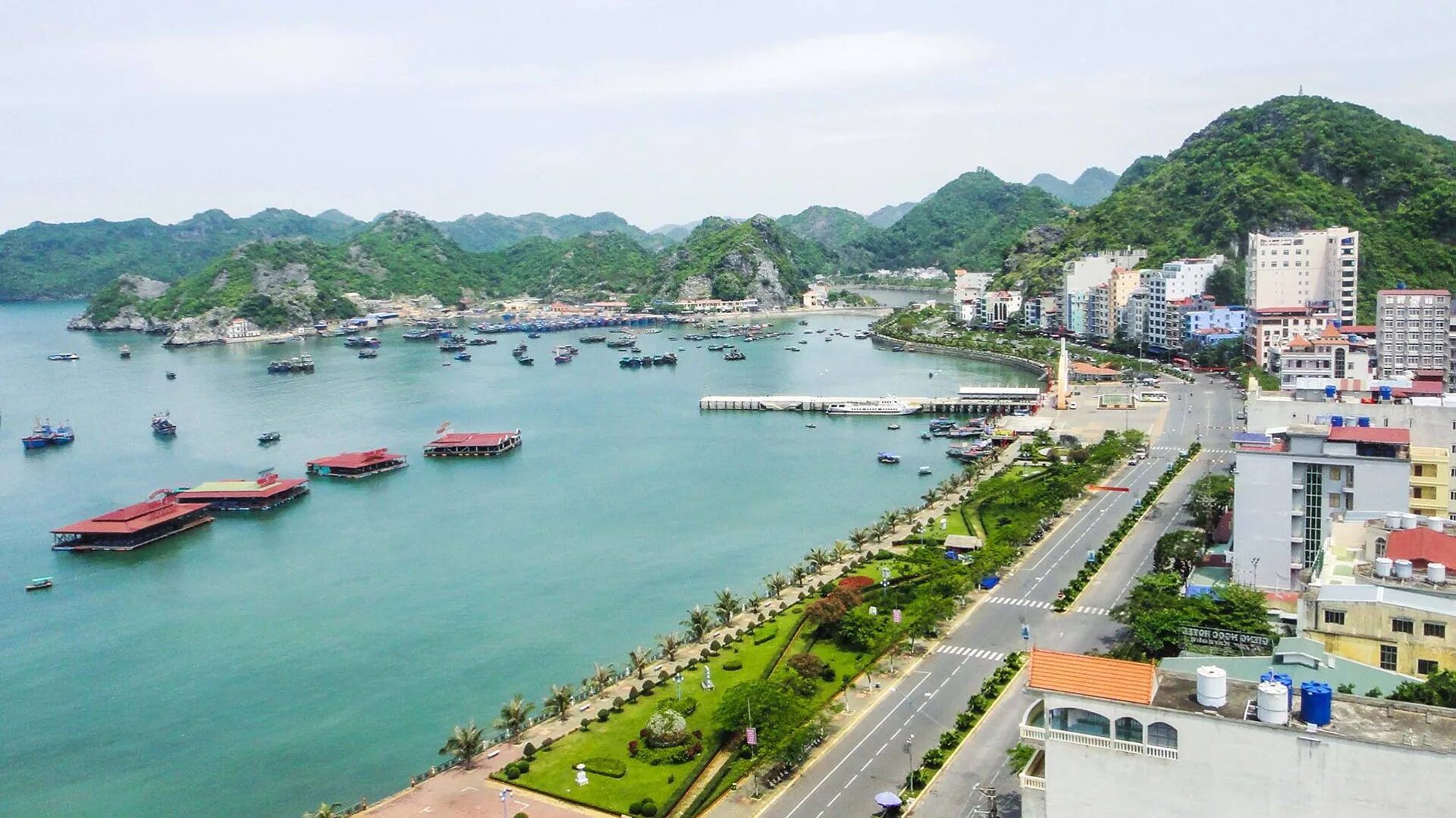 Ханой полис хайфон. Дананг ханой. Hai phong вьетнам. Курорт хайфон. Город хайфон во вьетнаме.