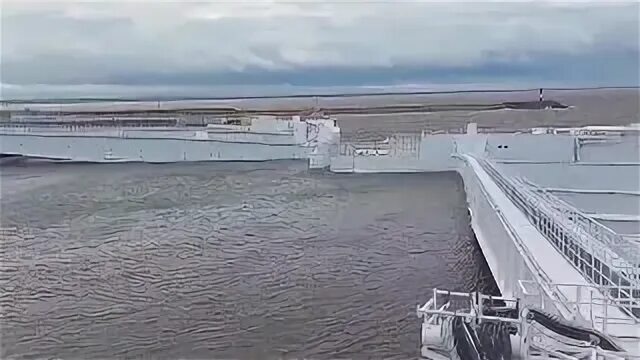 Почему закрыта дамба. Дамба в санкт-петербурге. питерская дамба. комплекс защитных сооружений санкт-петербурга от наводнений. дамба под херсоном.