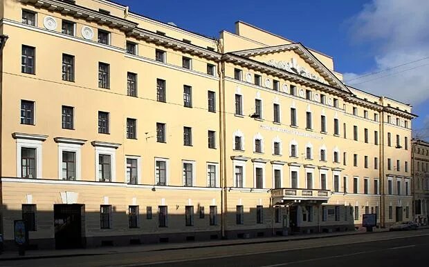 Институт инженеров путей сообщения в петербурге 19 век. Менделеев институт корпуса инженеров путей. Корпус инженеров путей сообщения. Институт инженеров путей сообщения императора александра i. Корпус инженеров путей сообщения.