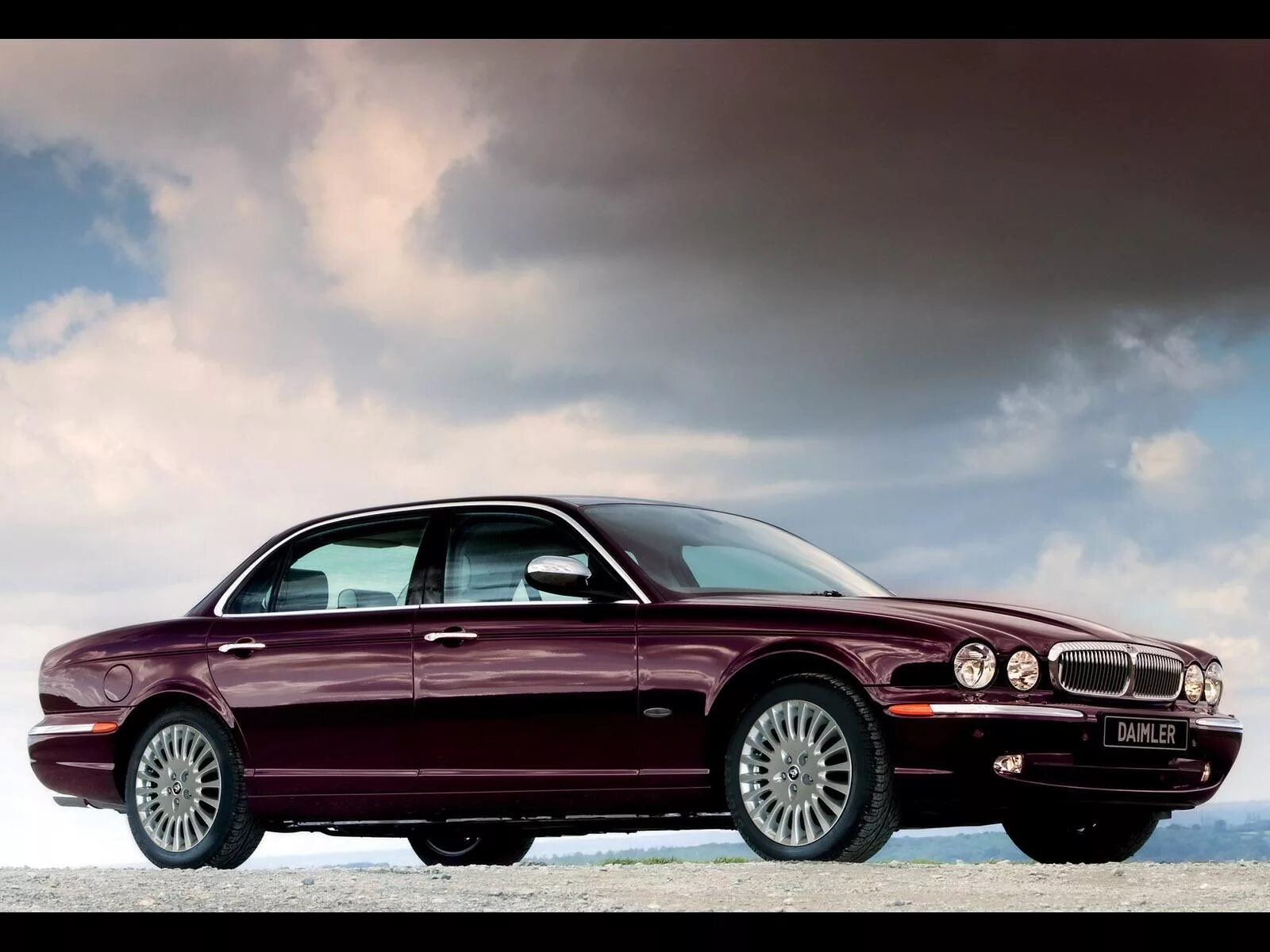 Daimler. Jaguar xj daimler super eight. jaguar xj daimler 2008. 2005 daimler super eight. daimler x350.
