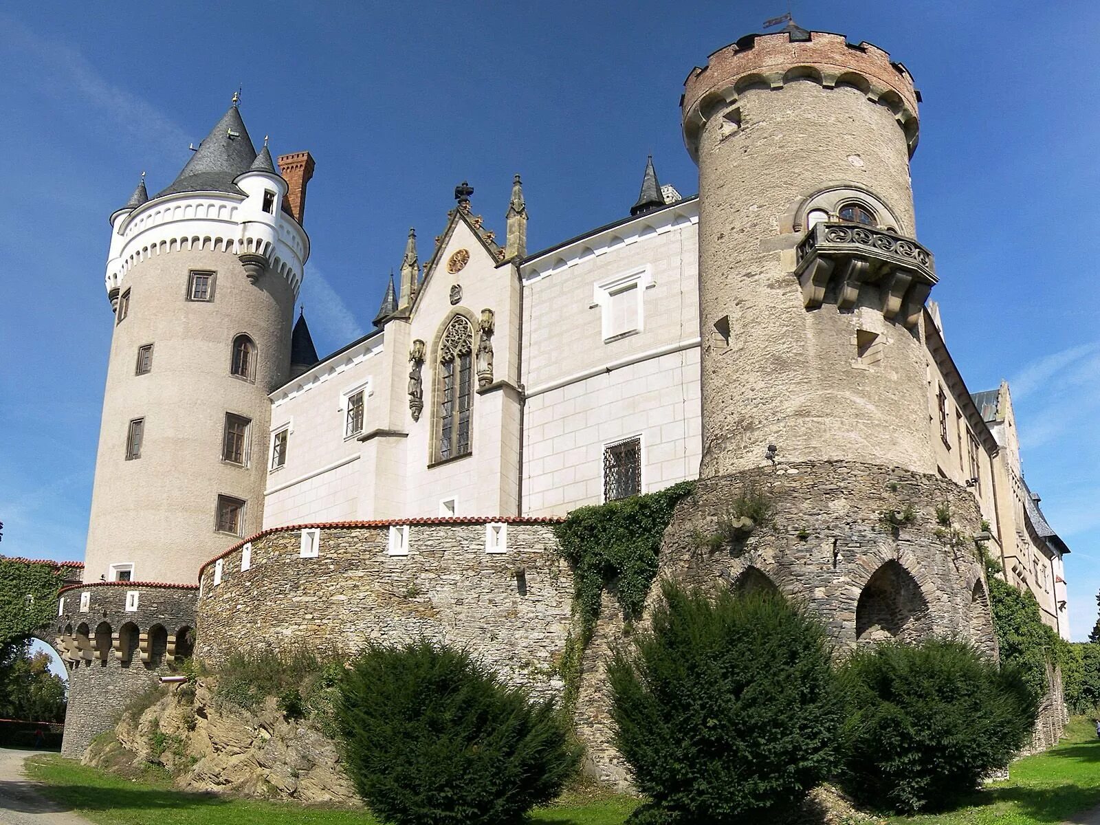 Замок пл. Замок Жлебы Чехия. Замок Жлебы (Zleby Castle). Замок Кастл Чехия. Замок феодала Франция.