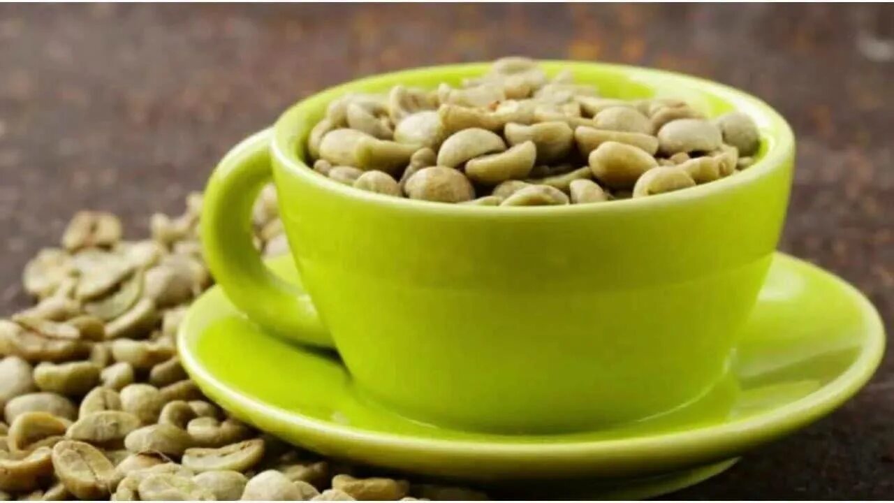 День зеленого кофе. Зеленый кофе в зернах. Зеленые Бобы кофе. Зеленый кофе фото. Цвет зеленого кофе.
