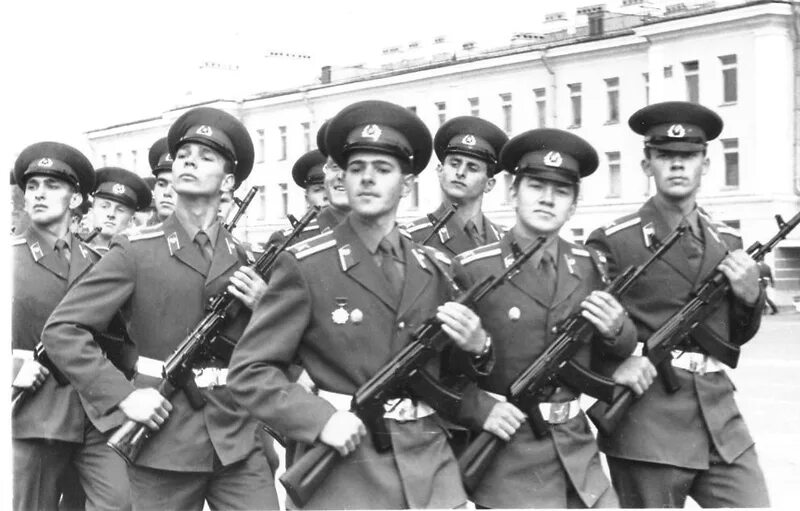 Ленинградское высшее общевойсковое командное училище. Ленинградское общевойсковое командное училище им с м кирова. Алма-атинское училище общевойсковое командное училище. Ленинградское пехотное училище в воткинске. Ленинградский командный училище.