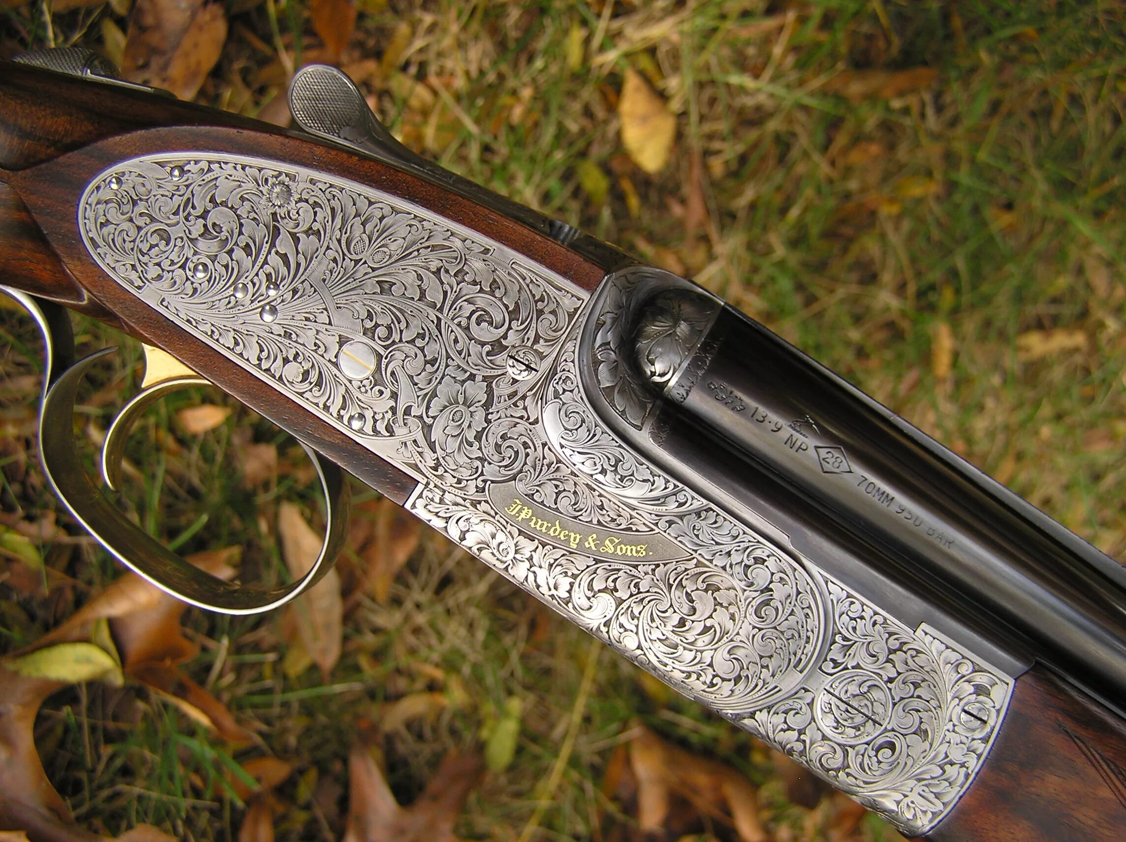 Винчестер винтовка 1982. Зар дить ружье. Blaser b95. Лазерная гравировка на ружье иж 27. Фанзой ружья.