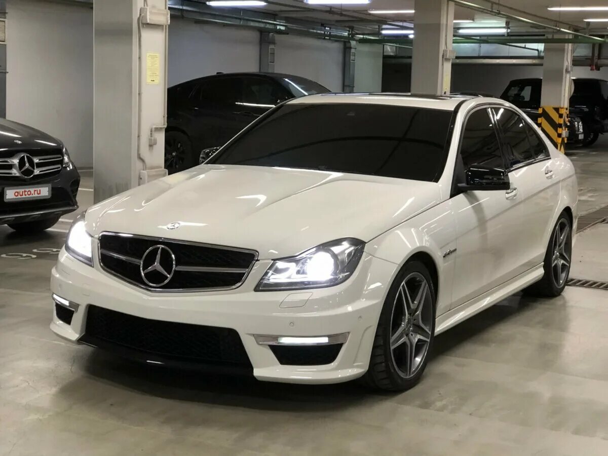 Мерседес 204 купить. Mercedes w204 AMG. Мерседес w204 Рестайлинг белый. Mercedes c class w204 AMG. Мерседес цешка 204.