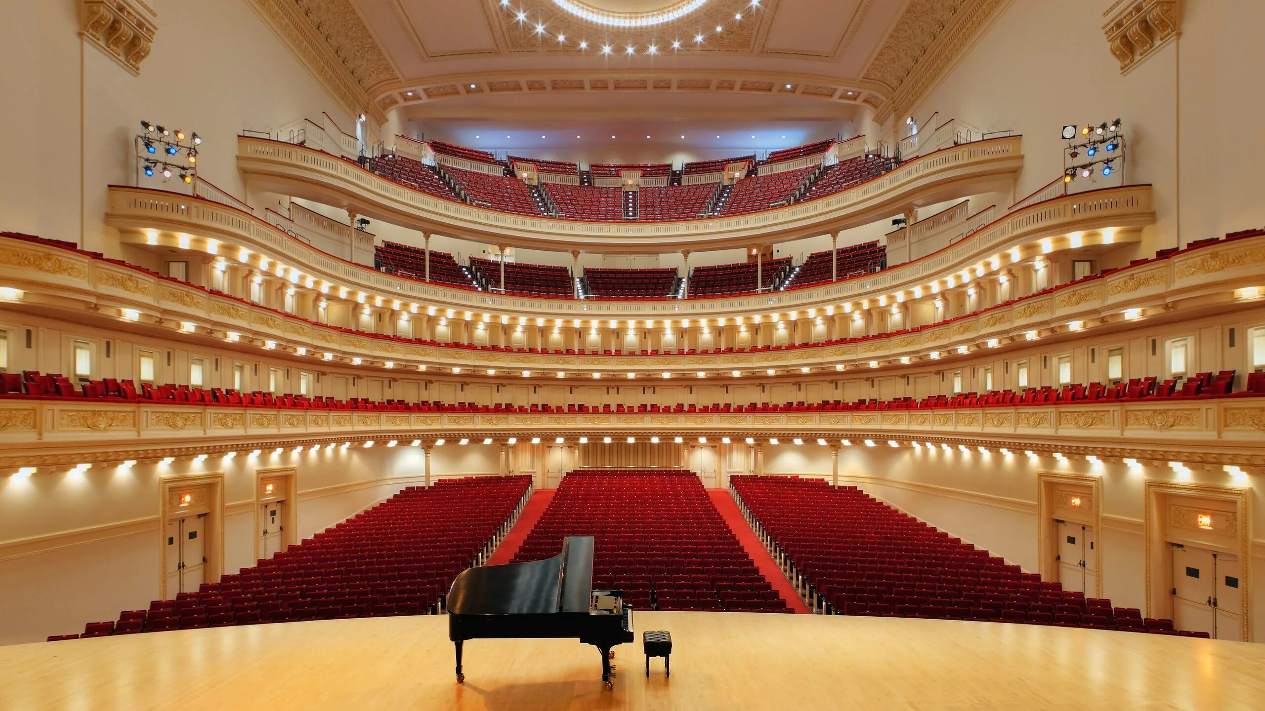 Куда холла. Карнеги Холл в Нью-Йорке. Пианист в Карнеги Холл. Дворжак Карнеги-Холл. Карнеги Холл 1920.