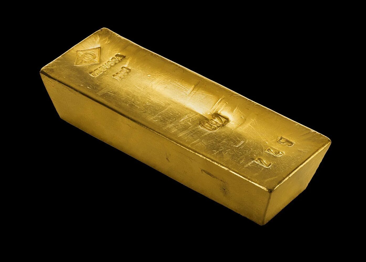 Достать слиток золота. Слитки золота 24к. 100kg слиток золота. Золотой слиток Узбекистан 999. Мельхиор слиток.