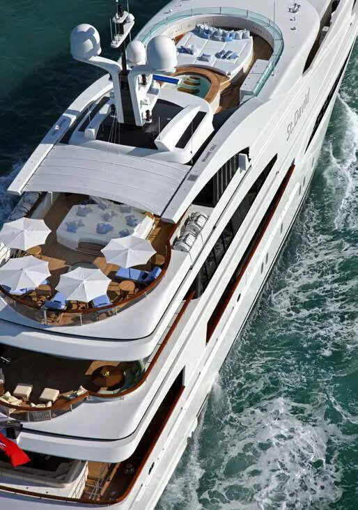 Project yatta. Benetti яхты b164. Мегаяхта Calibre 102 от MUB Design. Benetti b240. Бенетти 90.