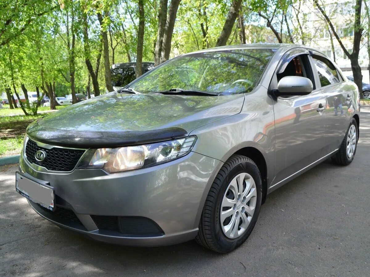 Kia Cerato II 2012. Кия Серато 2012. Киа Церато 2012 1.6 механика. Киа Церато 2012 серый.