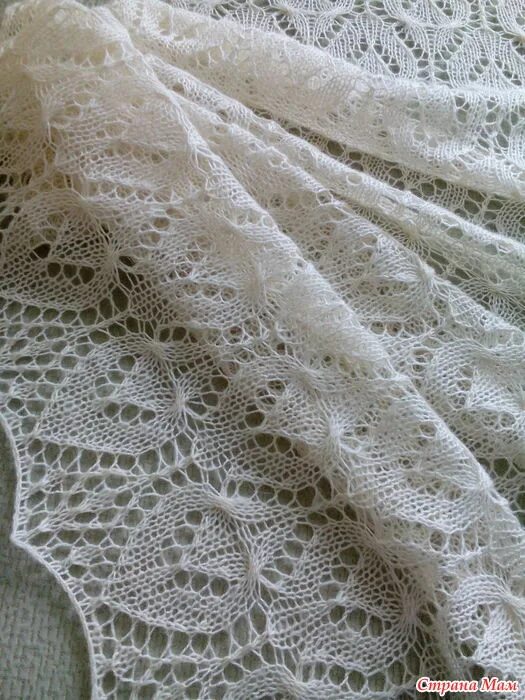 Палантин спицами мастер класс. Палантин спицами. нежный ажурный палантин спицами. белый палантин спицами. розовый палантин спицами.