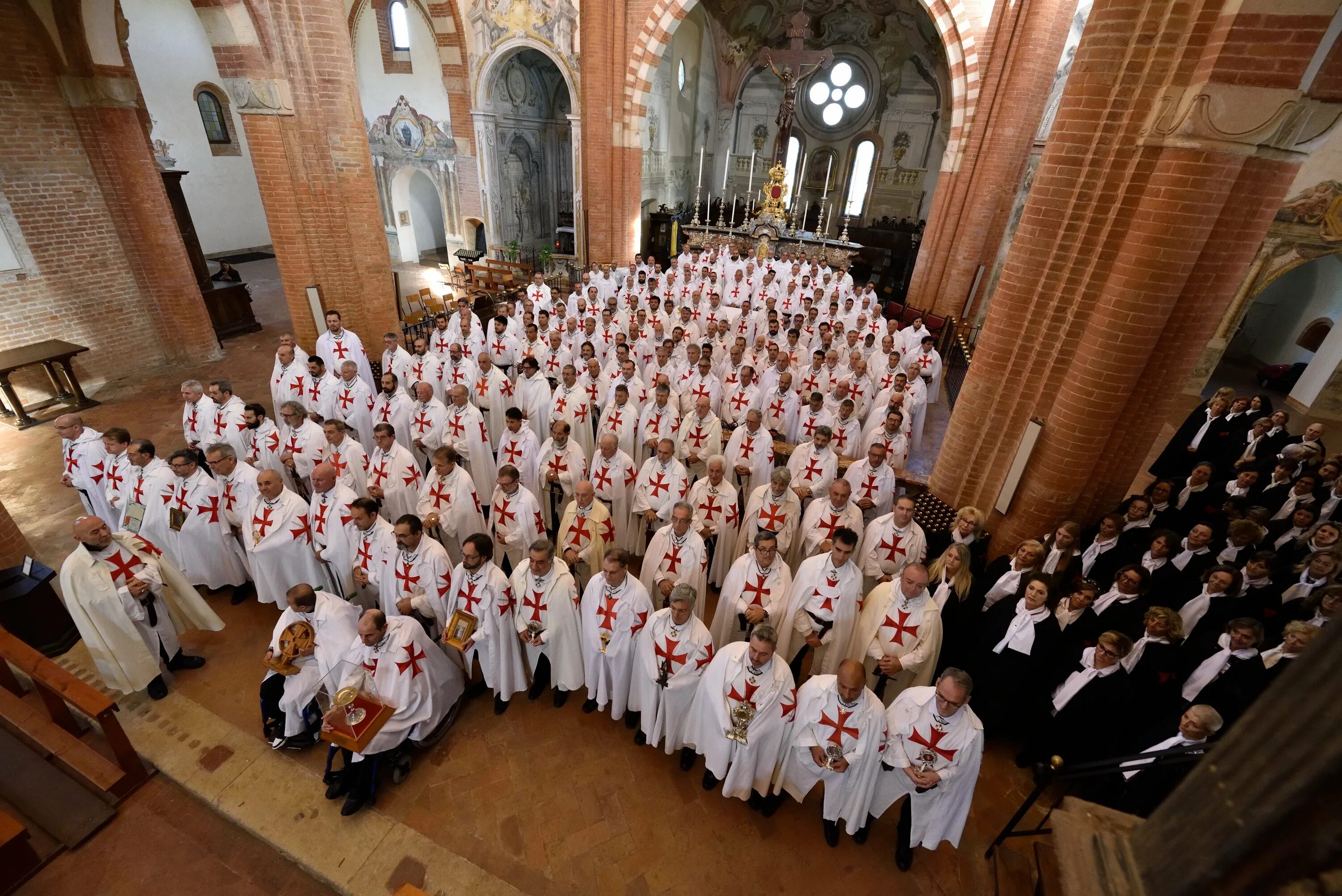 Резиденция магистра ордена тамплиеров. Тамплиеры сегодня. Орден тамплиеров игорь трунов. Орден тамплиеров игорь трунов. Масоны орден тамплиеров.