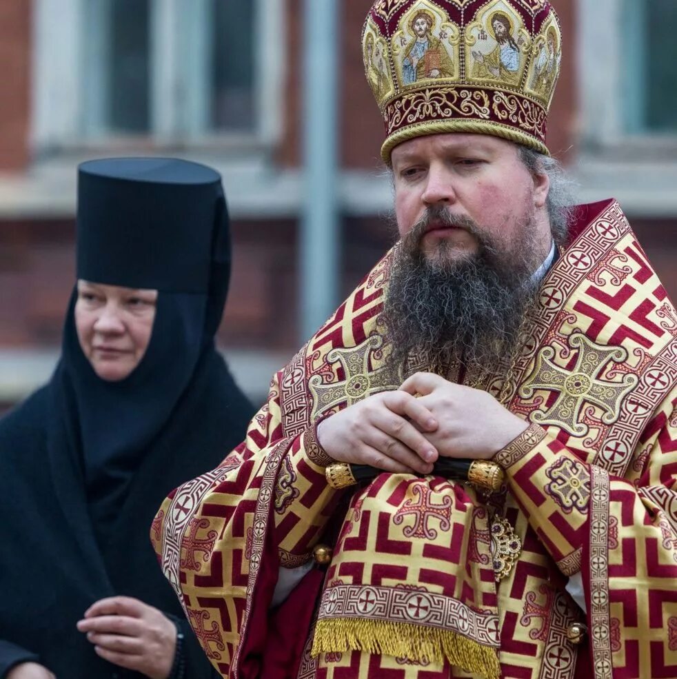 Содержание епископа. Содержание епископа. Епископ лондона сара маллалли. Владыка сербский антоний. Православный архиерей.