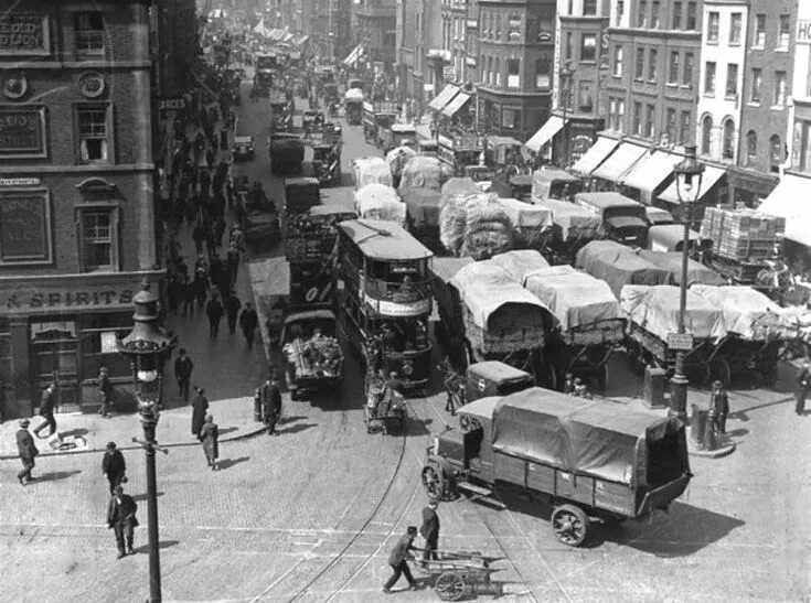 London 1920 piccadilly street. Великобритания в 1930-е годы. Оксфорд-стрит в лондоне. Лондон 100 год. Лондон 100 лет назад.
