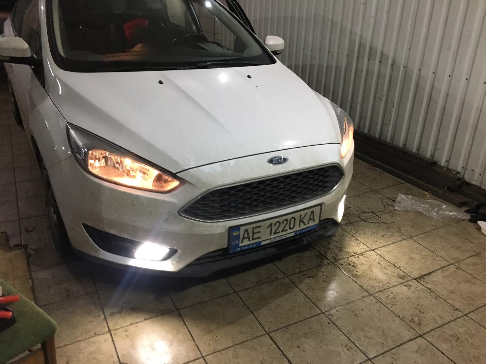 Дхо на фокус. Форд фокус 3 дневные ходовые. ДХО Ford Focus 3. Ходовые огни Ford Focus 3. Ford Focus 2 ДХО.