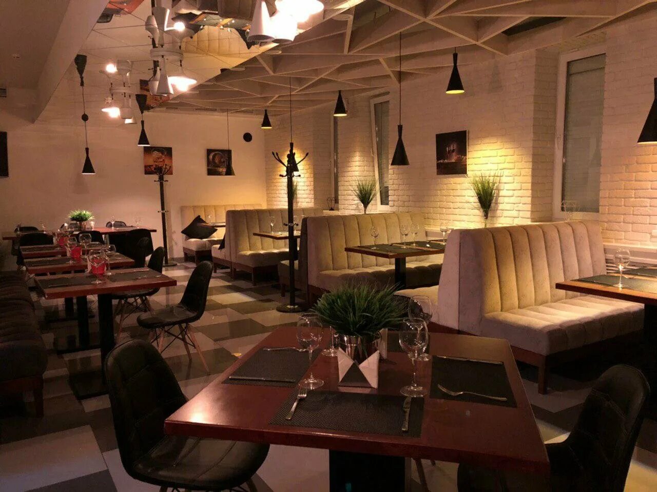 гомель ресторан сябры сябры. браво гомель. кафе гомеля в центре. кафе гомель. банкетный зал «вивальди-боккерини».