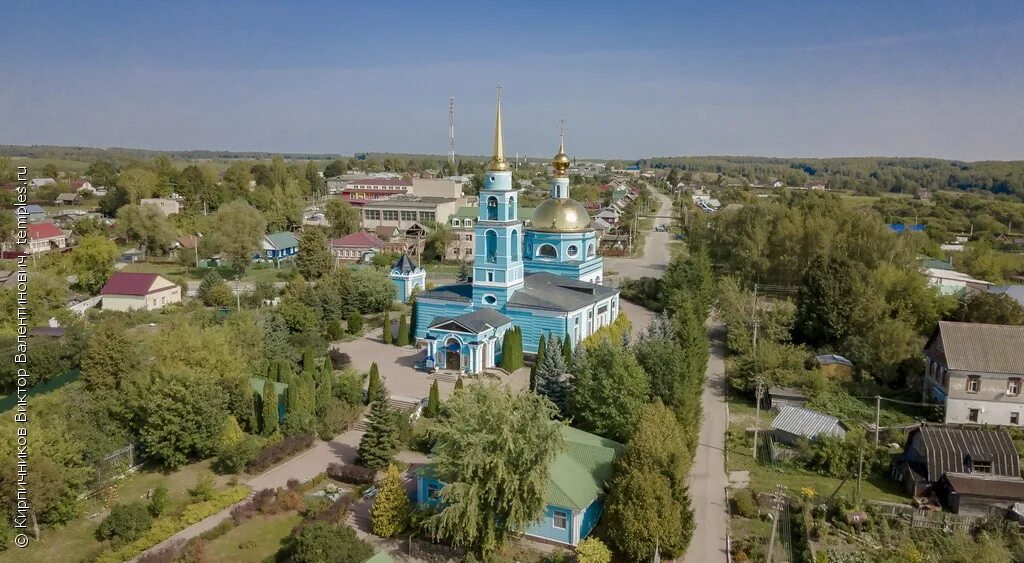 Село недельное храм Покрова Пресвятой Богородицы. Храм в недельном Калужской области. С недельное Малоярославецкого района Калужской. Село недельное Малоярославецкий район Калужская область. Администрация недельное