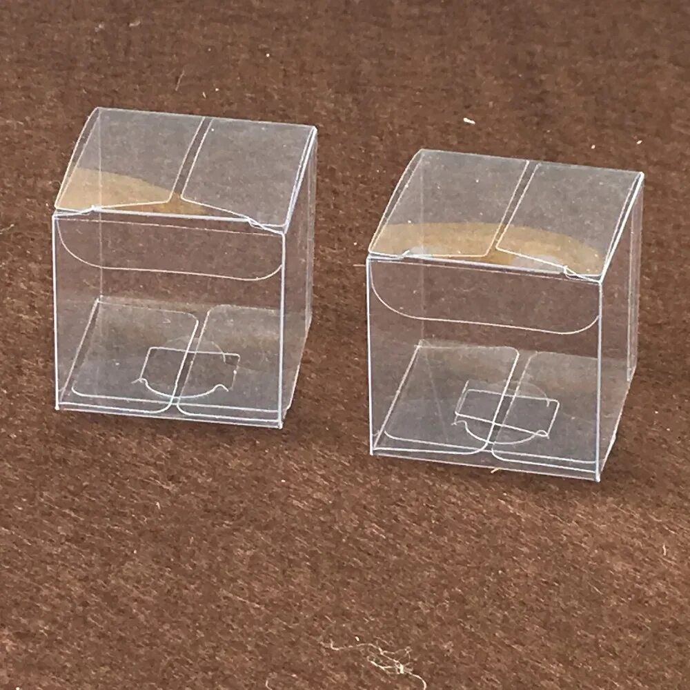 Как собрать прозрачную коробку. Пластиковая коробочка прозрачная. Упаковка пластиковая прозрачная коробка. Коробочки из прозрачного пластика. Коробочки прозрачные для упаковки.