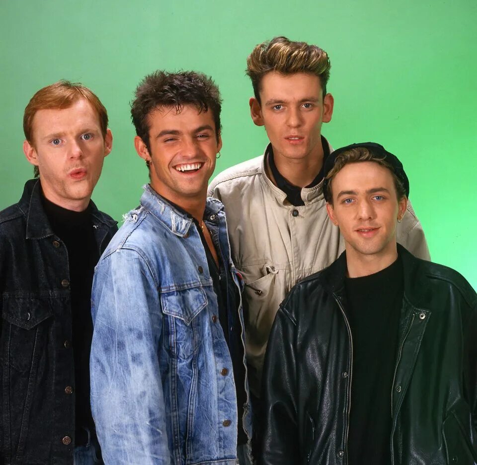 Backstreet boys - everybody (backstreet's back). Группа аква. Немецкая группа 90. Eurodance группы. Зарубежные музыкальные группы 90.