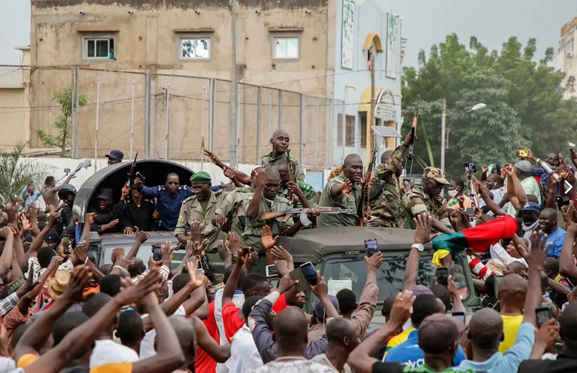 Что происходит в африке. Что происходит в африке. Конго жители. Военный переворот в мали 2021. Обстановка в африке на сегодняшний день.