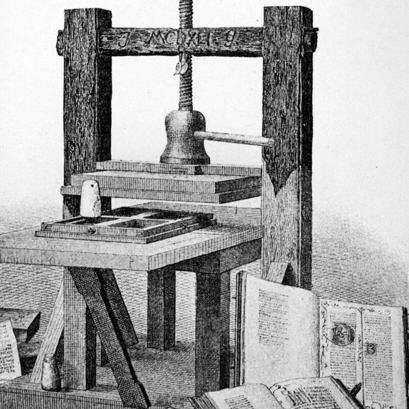 Изображение книгопечатание. Станок иоганна гутенберга. книгопечатный станок иоганна гутенберга. иоганн гутенберг первый печатный станок. гутенберг печатный станок книгопечатание.